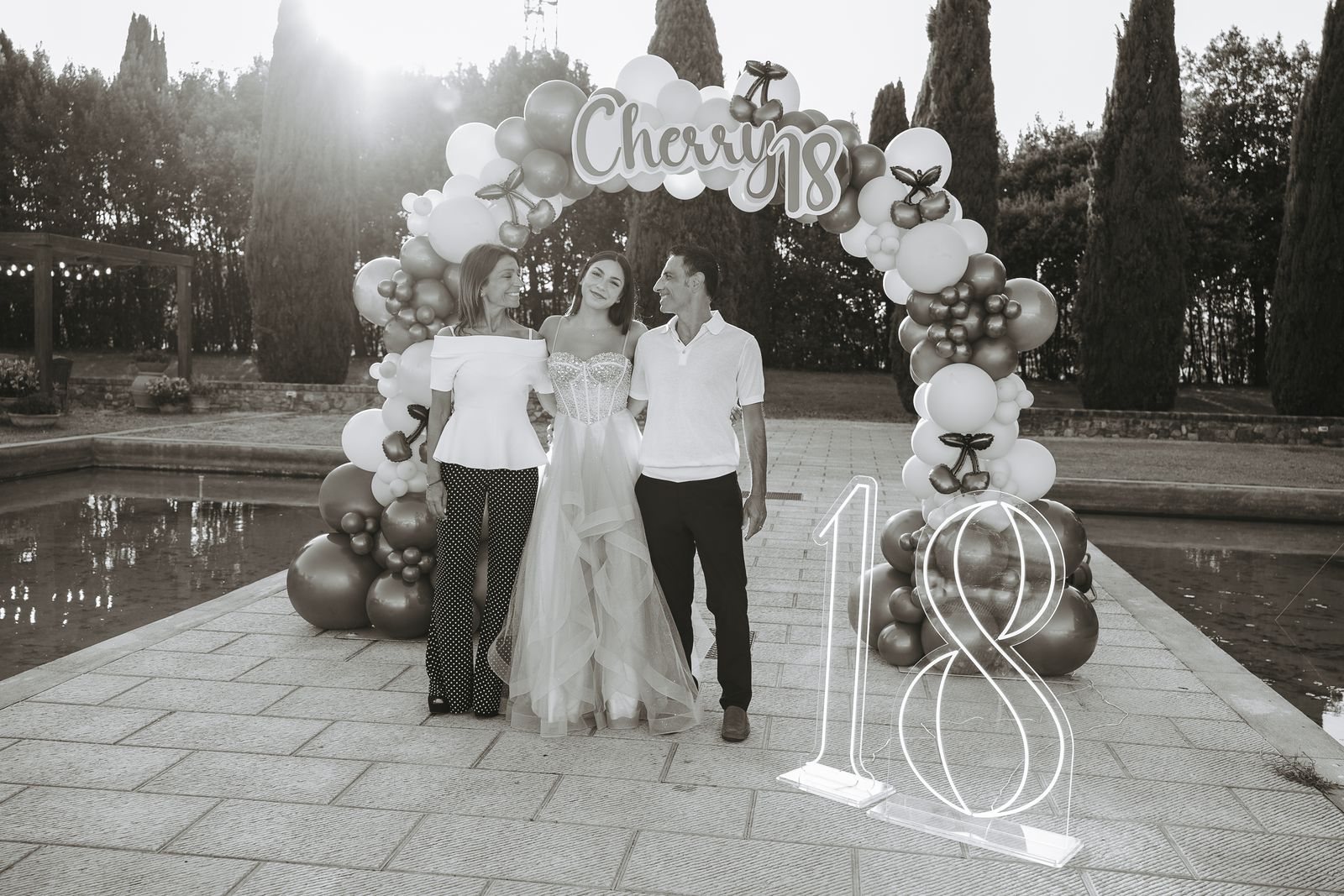 Racconto del diciottesimo di Olivia all’Hotel 500, fotografia 4