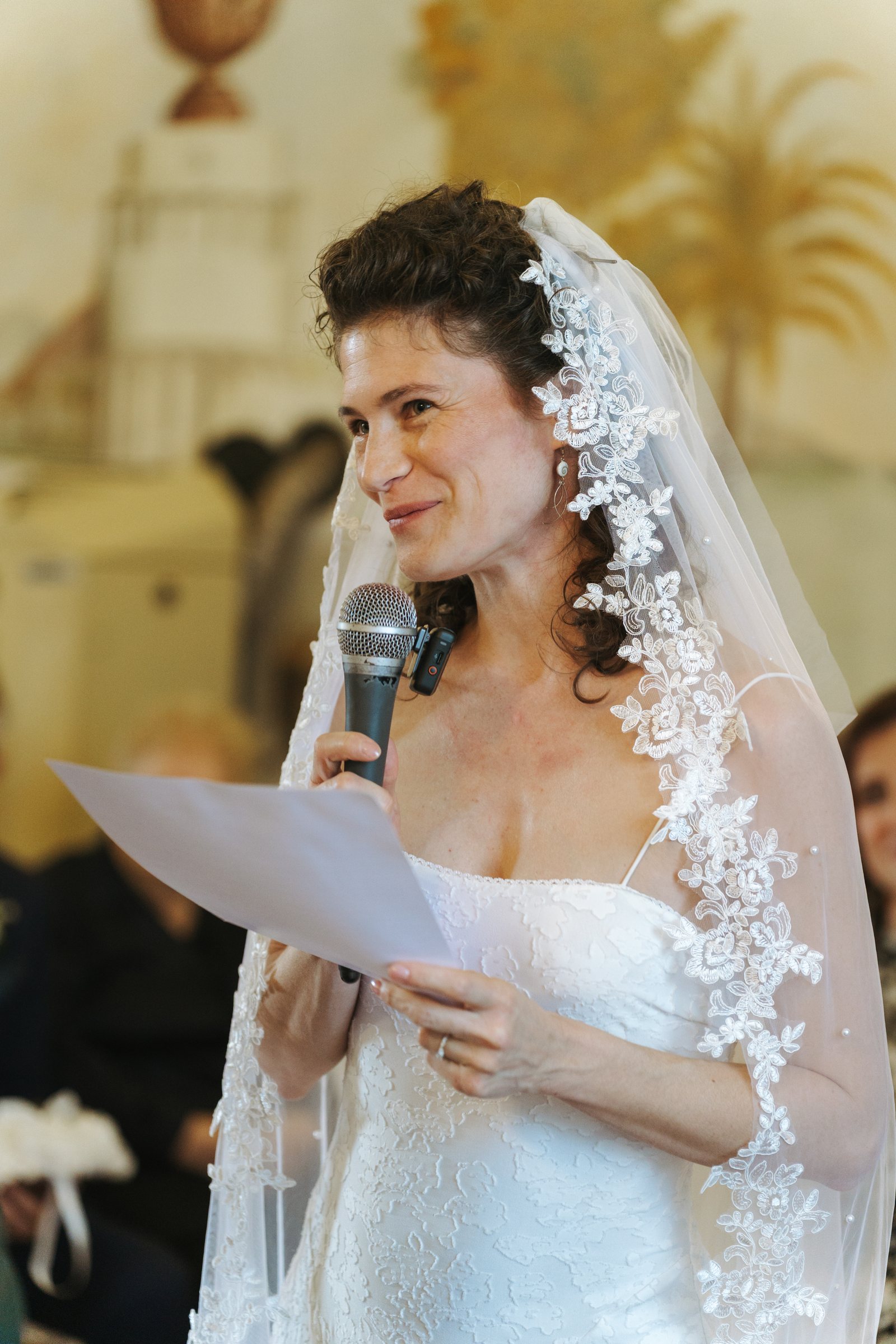 Erika legge la sua promessa