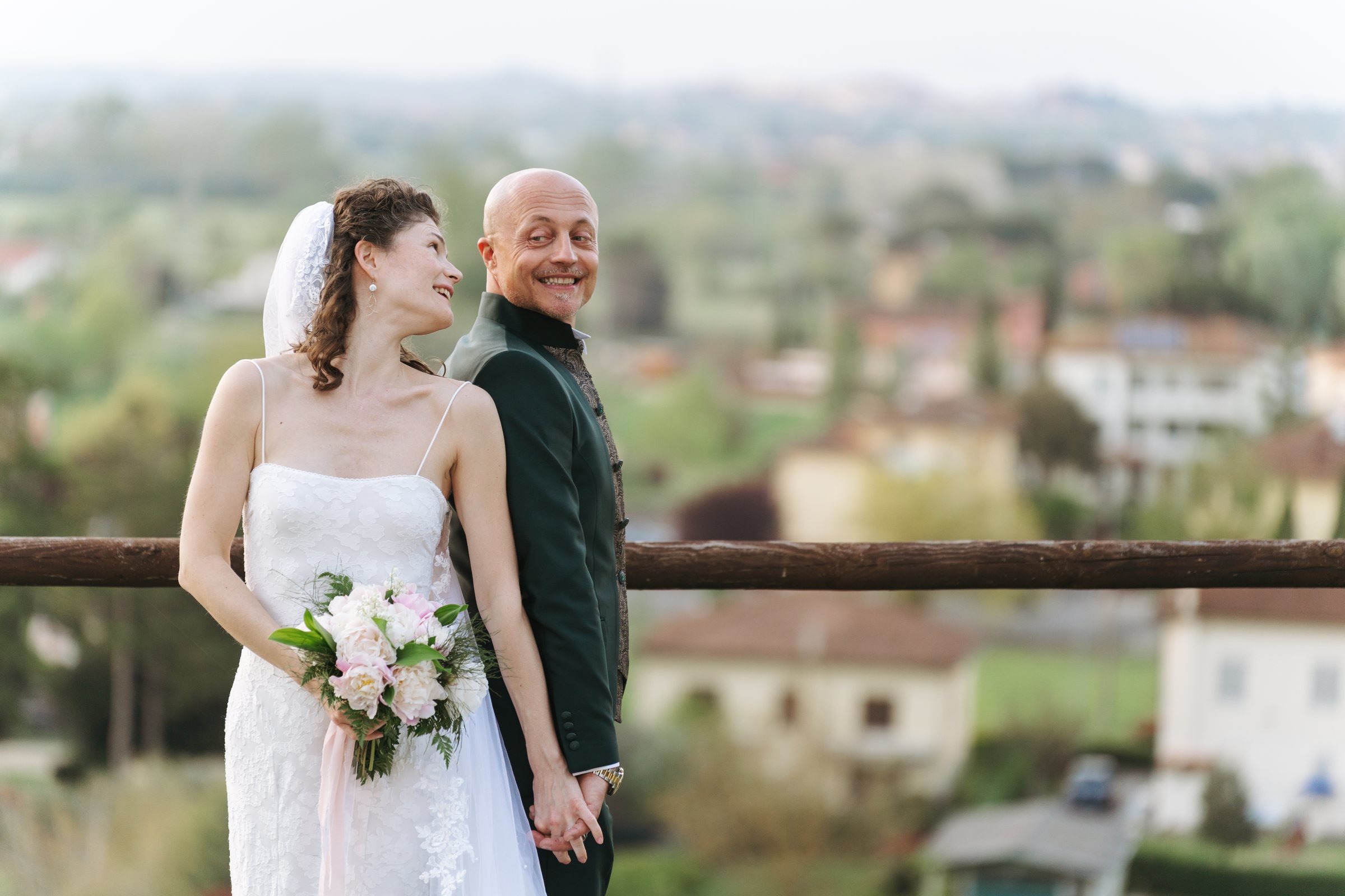 Ritratto degli sposi con il paesaggio sullo sfondo