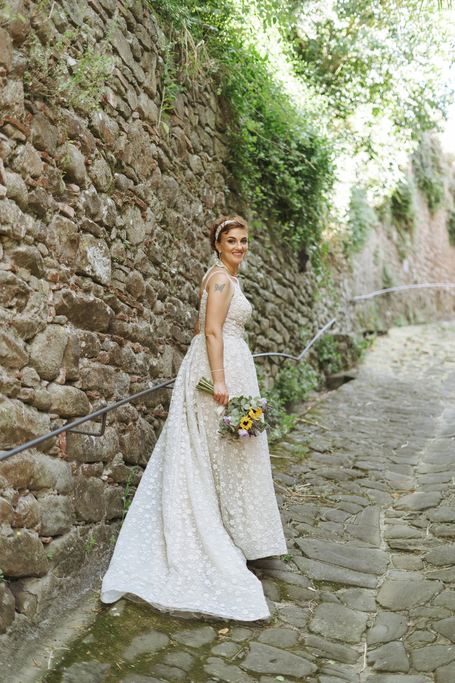 Ritratto di Marta con il bouquet