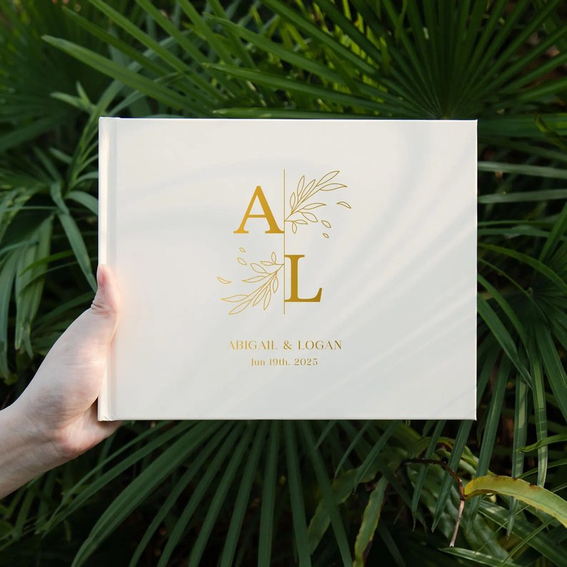 Guestbook in diversi colori personalizzabili per l’evento