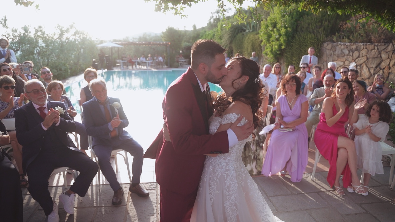 Fotogramma del trailer di matrimonio di Paola e Juka